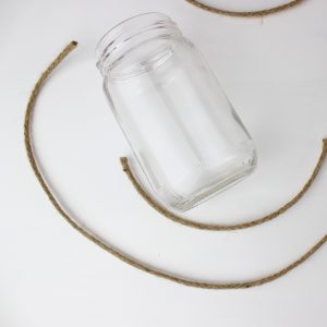 κατασκευές με βάζα: μικρό γυάλινο βάζο
